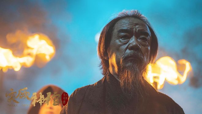 《鬼吹灯外传之突厥神棺》蒲开云体育 开云平台巴甲王婉中同闯墓中世界(图5)