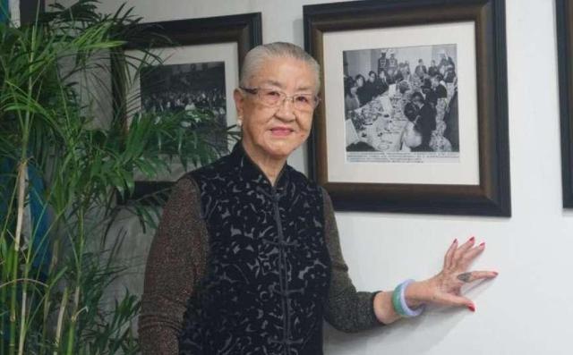 开云体育 Kaiyun.com 官网入口她是原国防部长的长女资产被封后出走美国后来怎么样了？(图8)